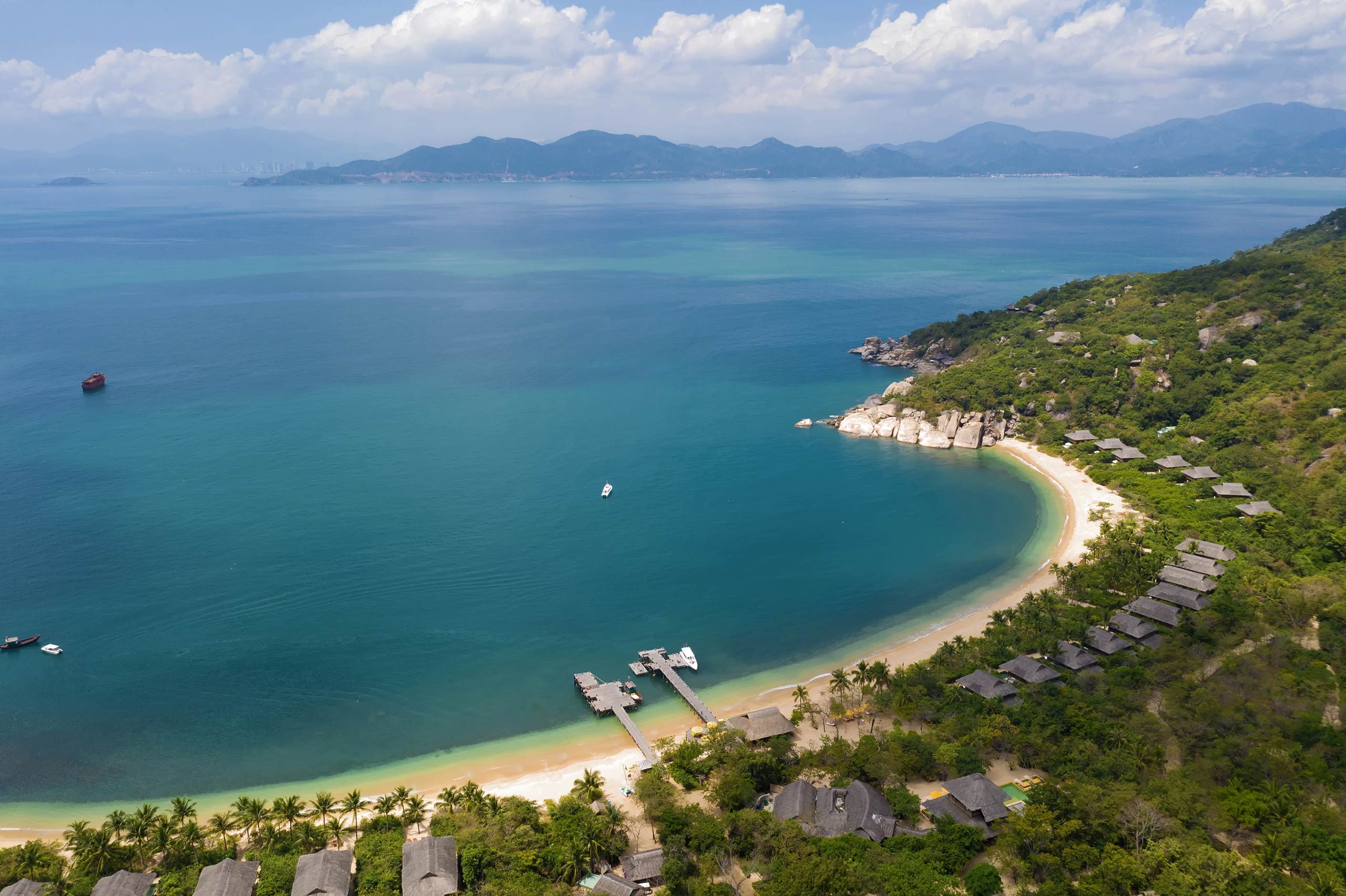 six-senses-ninh-van-bay-ivivu-1-1789541054.jpg