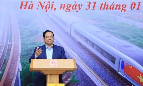 Thủ tướng: Bảo đảm tiến độ, nâng cao chất lượng các dự án đường sắt và cương quyết phòng chống tham nhũng, tiêu cực