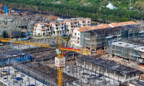 Giá nhà giảm, tại sao người dân vẫn khó tiếp cận?