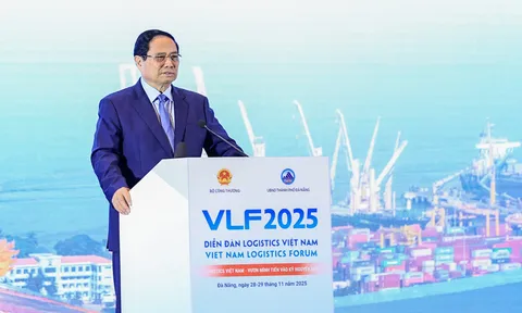 Thủ tướng: Đưa Việt Nam trở thành trung tâm dịch vụ logistics hàng đầu Đông Nam Á, châu Á và thế giới