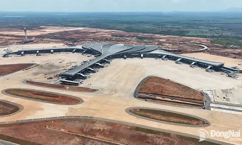 Sân bay Long Thành 16 tỷ USD khai thác thương mại vào cuối năm 2026: Loạt dự án cao tốc, metro, vành đai… dần hoàn thiện, thị trường BĐS hưởng lợi