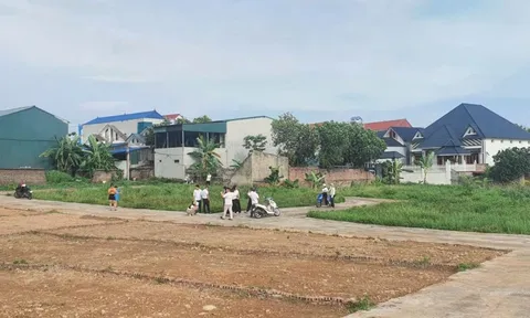 Đề xuất mới nhằm siết tình trạng mua bán nhà đất “hai giá”