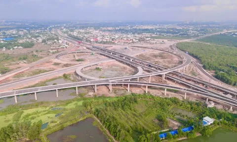 Thu phí qua nút giao Long Thành từ ngày 30/4