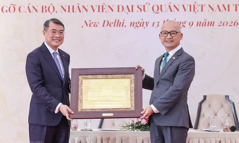 Thủ tướng Lê Minh Hưng: Đẩy mạnh ngoại giao kinh tế, ngoại giao công nghệ với Ấn Độ