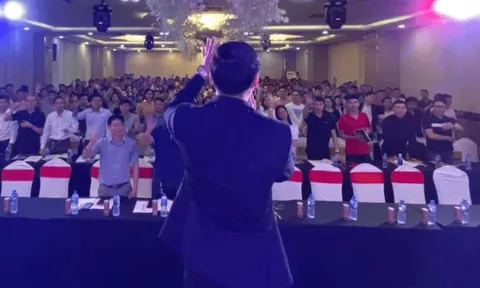 Công ty từng chuyên bán khóa học 'dạy làm giàu' chứng kiến doanh thu giảm 90%, đầu tư chứng khoán cũng đang thua lỗ
