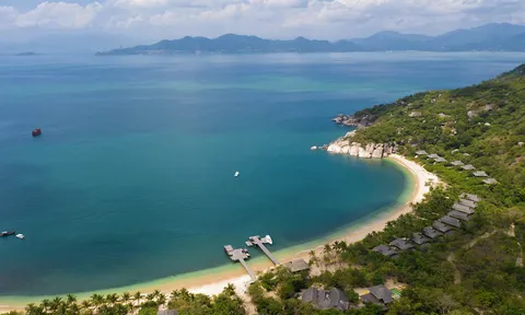 Chủ dự án Six Senses Ninh Van Bay bị phạt vì công bố thông tin sai lệch, cổ phiếu kẹt trong diện cảnh báo
