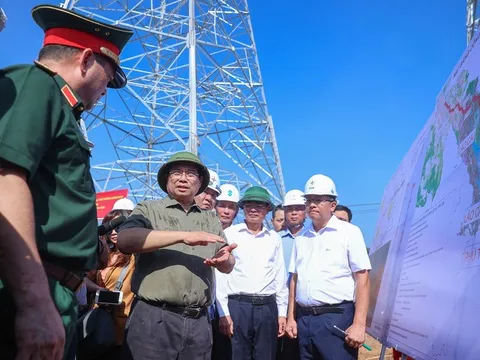 Thủ tướng: Dứt khoát hoàn thành đường dây 500 kV Lào Cai-Vĩnh Yên trong 6 tháng thay vì 2 năm