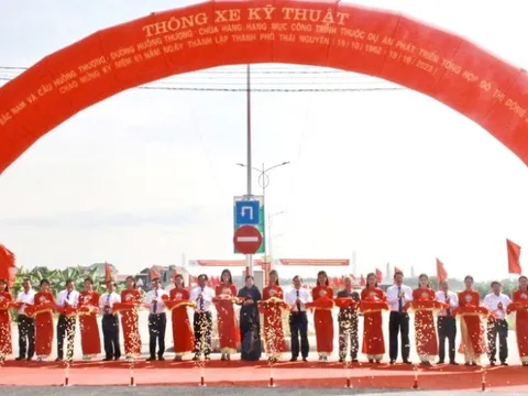 Chính thức thông xe cầu vượt sông lớn nhất tỉnh Thái Nguyên