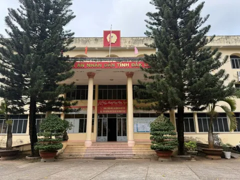 Khởi tố Chánh Tòa hình sự và thẩm phán Tòa kinh tế TAND tỉnh Đắk Lắk