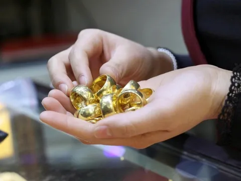 Vàng Ngọc Hải bị phạt 775 triệu đồng vì "quên" báo cáo 32 giao dịch giá trị lớn