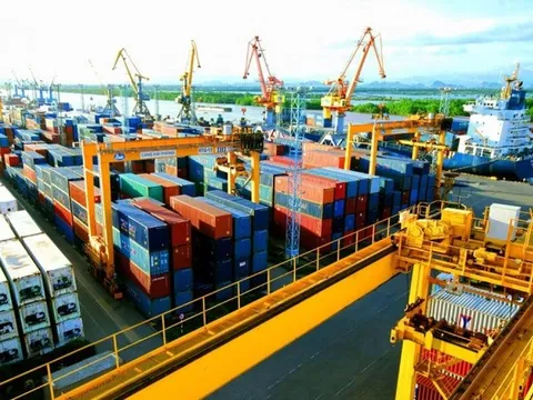 Thủ tướng chỉ đạo tập trung ưu tiên giữ vững ổn định kinh tế vĩ mô, thúc đẩy xuất khẩu