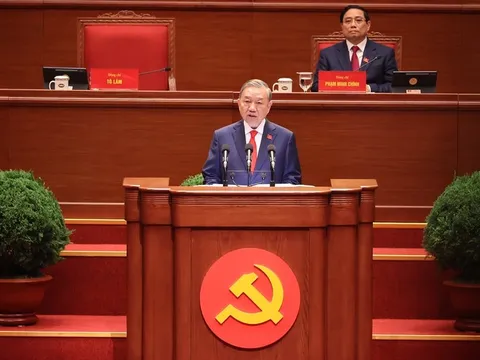 “Dân là gốc” trong Báo cáo trình Đại hội XIV: Điểm tựa bền vững nhất, “hạ tầng mềm” quan trọng nhất