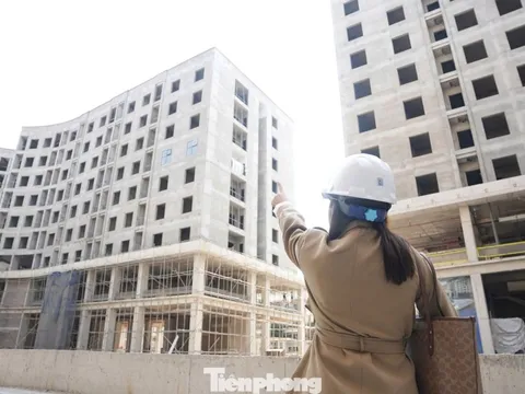 Vì sao giá bất động sản vẫn 'neo' cao?