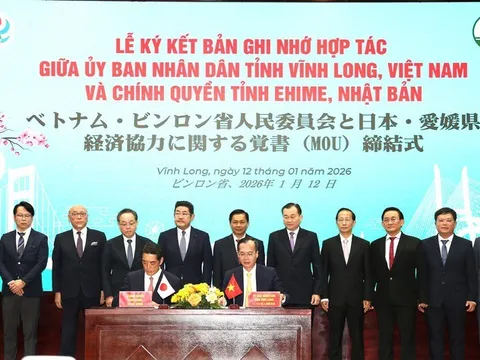 Bài 3: Hạ tầng thông suốt: Đòn bẩy 'hút' siêu dự án, nâng cao đời sống nhân dân