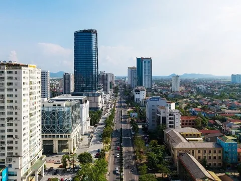 Bất động sản Thành Vinh: Nợ gấp 8 lần vốn chủ, lãi vay vượt khả năng sinh lời