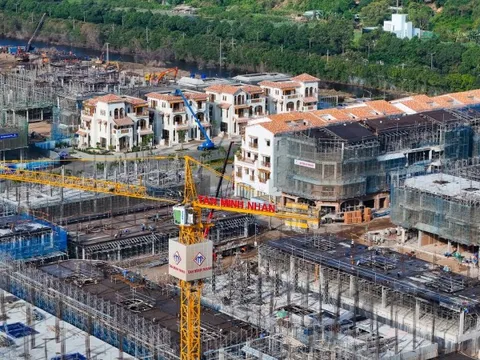 Giá nhà giảm, tại sao người dân vẫn khó tiếp cận?