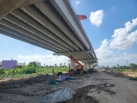 TP. Hồ Chí Minh: Đốc thúc triển khai nhiều dự án giao thông trọng điểm kết nối với Tây Ninh