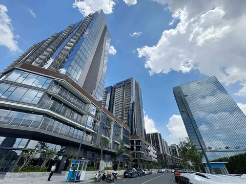 Vốn đắt, bất động sản cũng khó vay