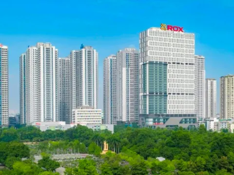 Giá chưa giảm, lãi suất tăng: Người mua nhà nên làm gì?