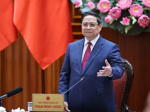 Thủ tướng: Xây dựng ngay kho dầu thô tại Nghi Sơn và tính toán các địa điểm khác