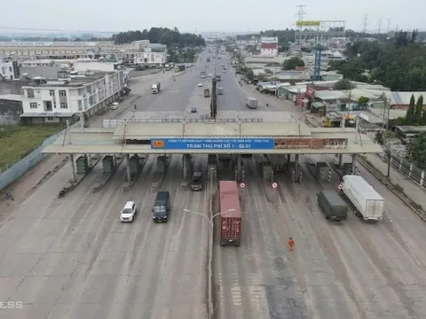 Bàn giao hai trạm thu phí quốc lộ 51 để tháo dỡ trước 15/4