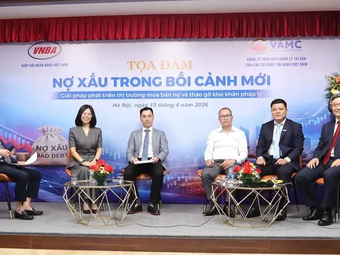 Giải ‘cục máu đông’ nợ xấu để khơi thông dòng vốn, thúc đẩy tăng trưởng