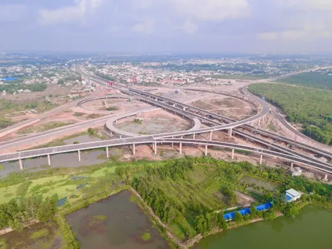 Thu phí qua nút giao Long Thành từ ngày 30/4