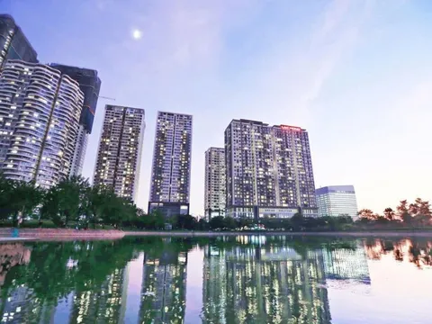 Giá bất động sản neo cao, thị trường đang “thanh lọc”