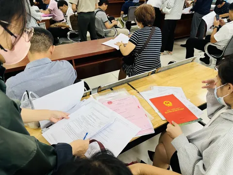 Đề xuất cấp sổ hồng cho đất mua bằng giấy tay