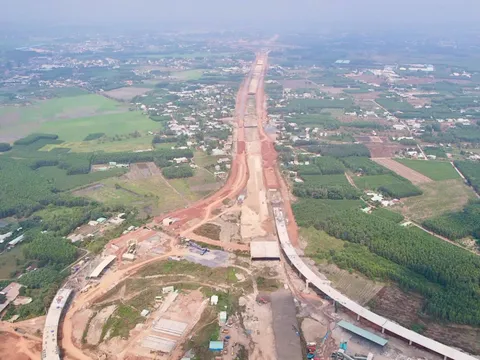 Đồng Nai tăng tốc các công trình hạ tầng kết nối vùng
