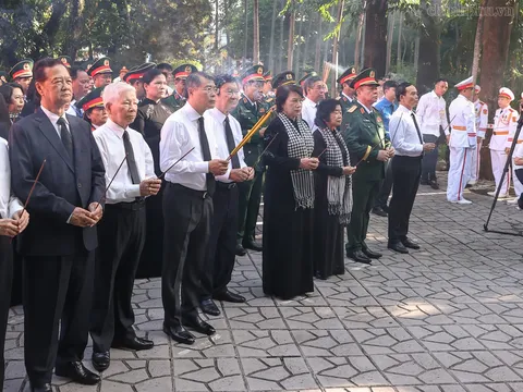 CẬP NHẬT: Trang nghiêm lễ viếng, truy điệu và an táng 731 hài cốt liệt sĩ tại TPHCM