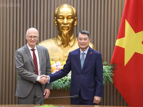 Thủ tướng Lê Minh Hưng: Đưa hợp tác kinh tế biển thành trọng tâm, ưu tiên trong quan hệ với Đức