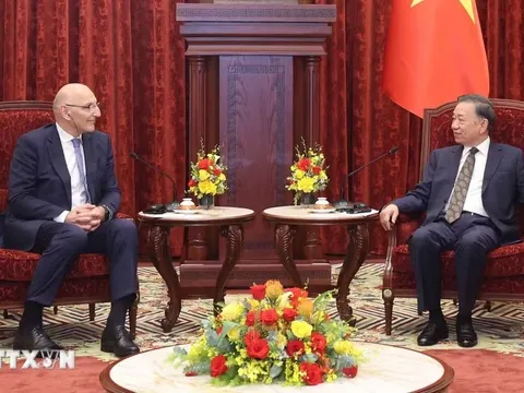 Việt Nam mong muốn không ngừng phát triển quan hệ hữu nghị truyền thống với Azerbaijan