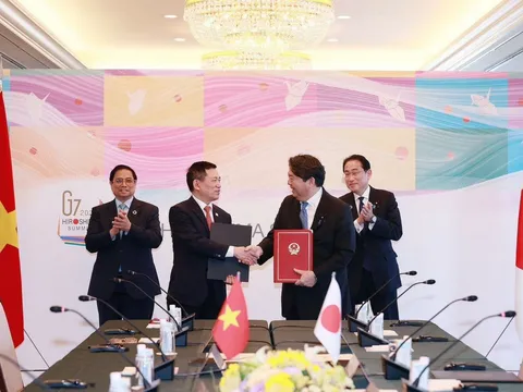 Việt Nam-Nhật Bản ký kết 3 văn kiện hợp tác tổng trị giá 61 tỷ Yên