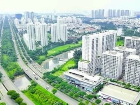 Nhiều "ông lớn" cũng phải bán bớt tài sản để "chạy nợ"