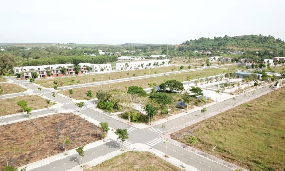 Doanh nghiệp bất động sản gánh nợ, thua lỗ vì bị chậm tính tiền sử dụng đất nhiều năm